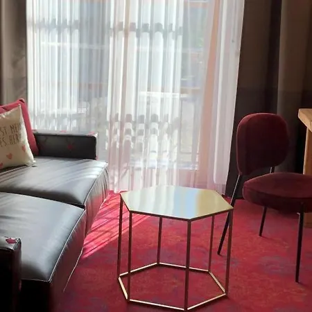 Отель Wurzer 3*