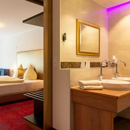 Hotel Wurzer 3*